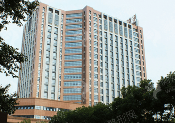 东南大学附属中大医院整形外科隆胸手术