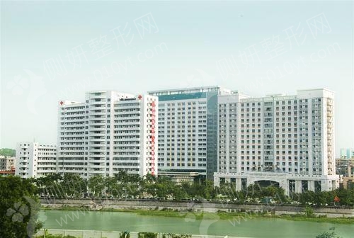 高州市人民医院整形外科双眼皮