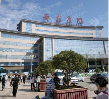 西京医院整形科鲁开化假体隆鼻