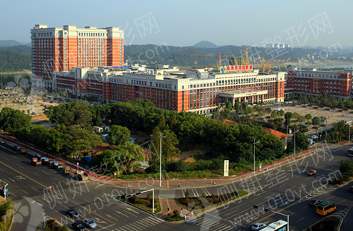 株洲市中心医院整形外科眼部整形