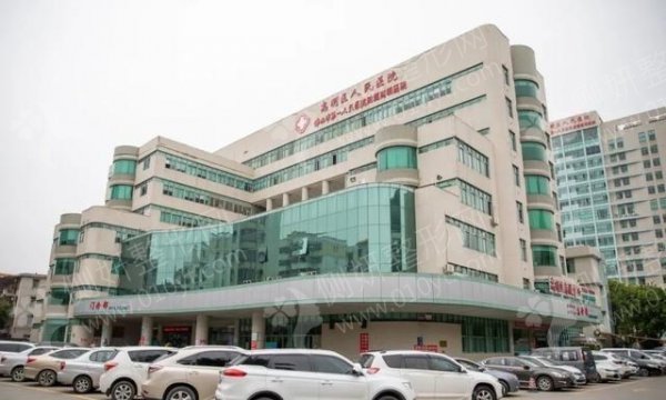 佛山市高明区人民医院口腔科牙齿隐形矫正