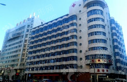 贵港市中西医结合骨科医院医疗口腔科龅牙矫正