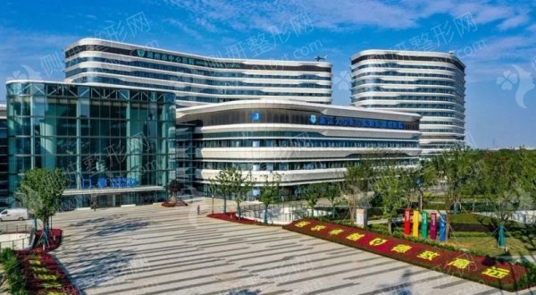 湖州市中心医院口腔科牙齿正畸