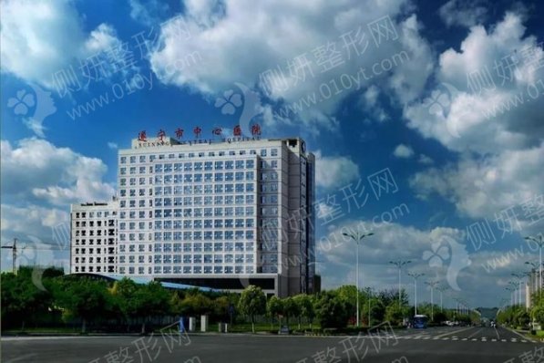 遂宁市中心医院整形科硅胶隆鼻