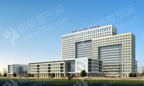 荆门市第一人民医院整形科硅胶隆鼻