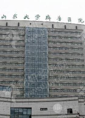 山东齐鲁医院耳软骨隆鼻整形科